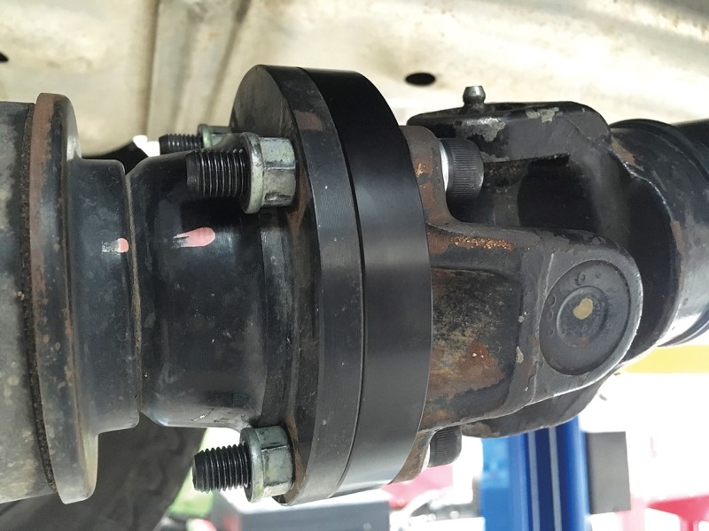 Dmax Tailshaft spacer