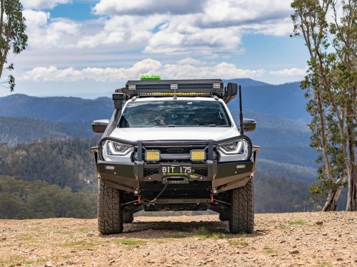 BBC074 isuzu dmax bull bar commercial 