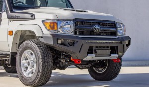 BBR019SC toyota landcruiser 79 series raid bull bar 